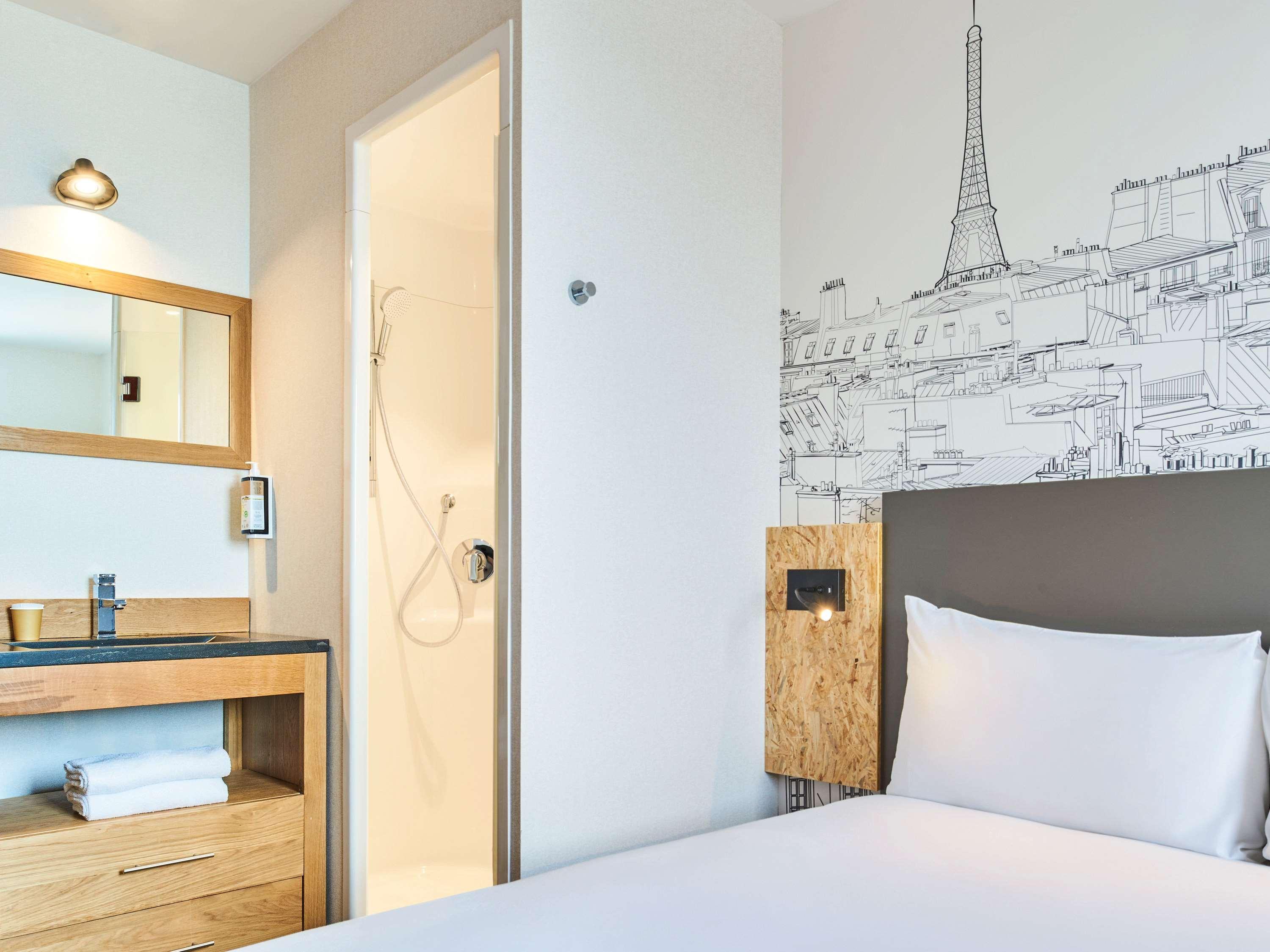 Greet Hotel Paris Porte De La Chapelle - Arena Saint-Denis  Ngoại thất bức ảnh